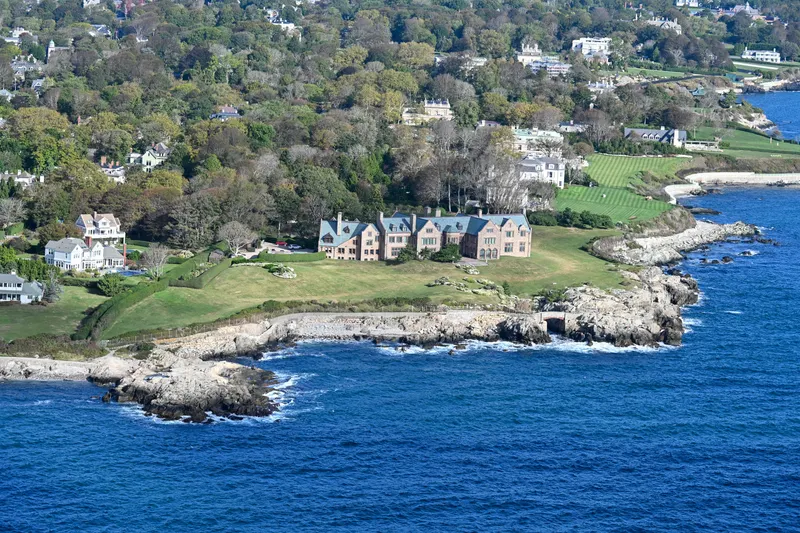 Rocky Neck Art Colony